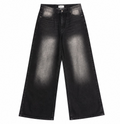 BLACKOUT WIDE LEG JEANS